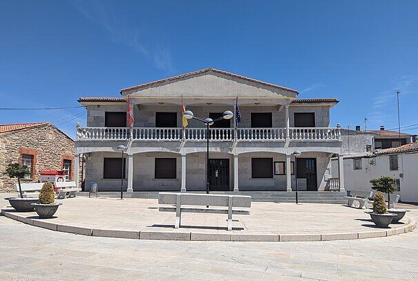 Casa_consistorial_de_Pereruela
